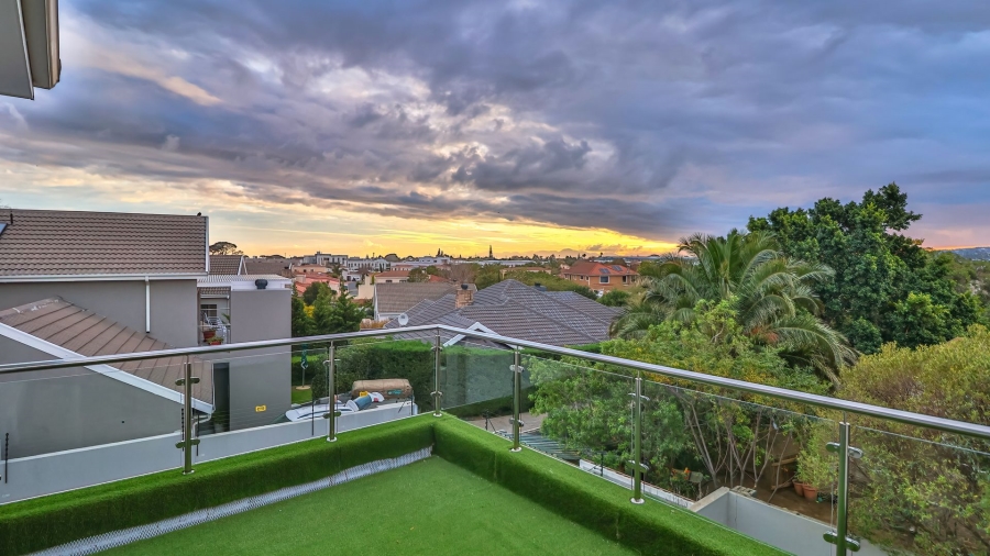 4 Bedroom Property for Sale in Dennegeur Western Cape